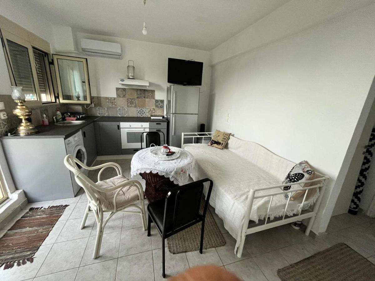 Malamo Apartment Ampelo Luaran gambar